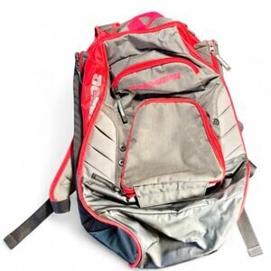 🚨 Demarini VOODOO Baseball / Softball Player Black & Red Backpack Bat Bag ⚾️